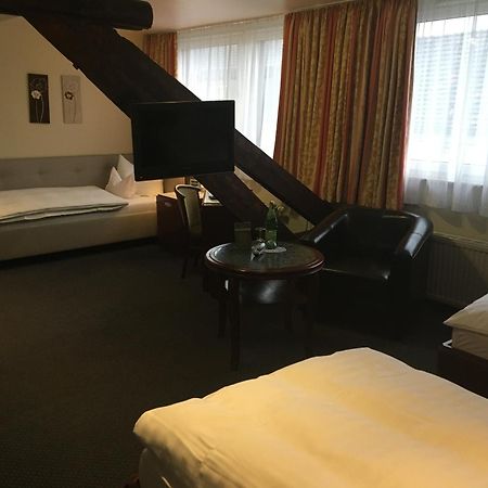 ארקלנץ Hotel Rheinischer Hof מראה חיצוני תמונה