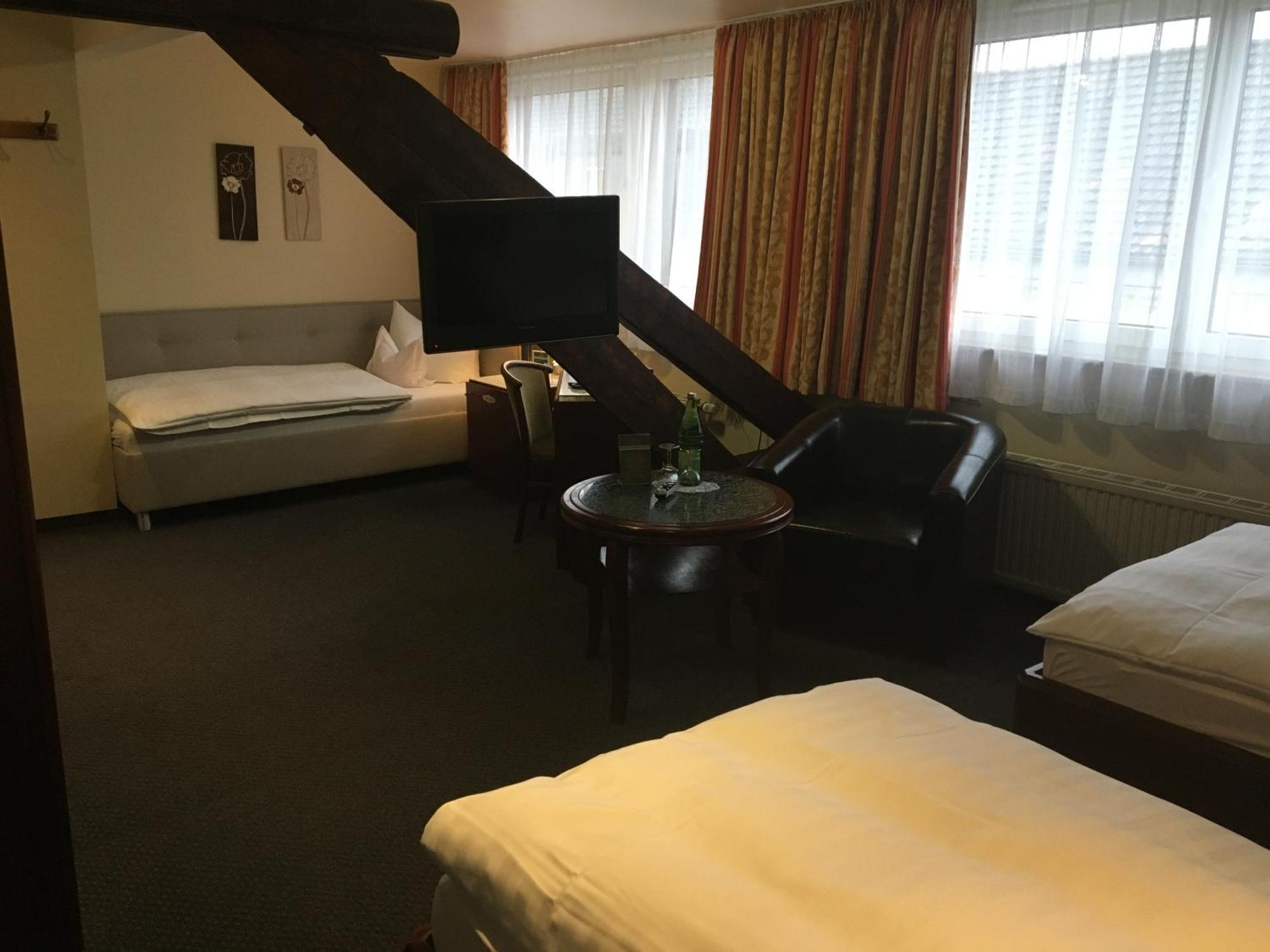 ארקלנץ Hotel Rheinischer Hof מראה חיצוני תמונה