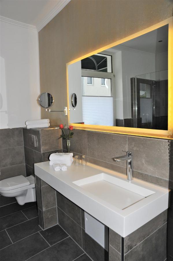 ארקלנץ Hotel Rheinischer Hof מראה חיצוני תמונה